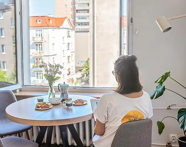 Lovely Day Apartment *